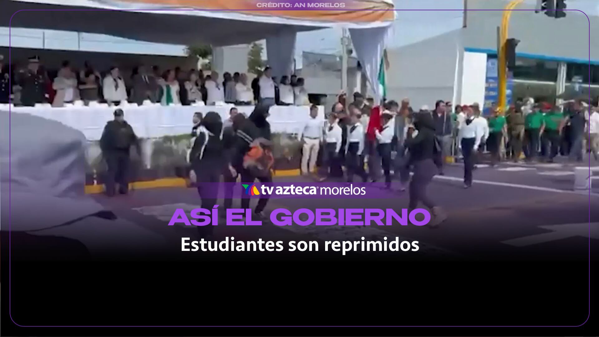 Estudiantes de la UAEM protestan en desfile de Cuautla y exigen justicia por sus compañeros